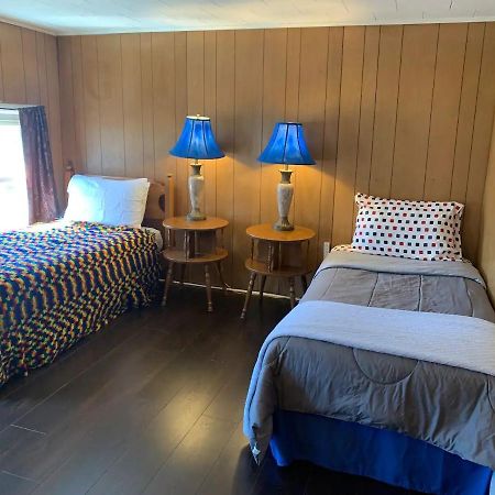 The Navy Hotel Oswego Bagian luar foto