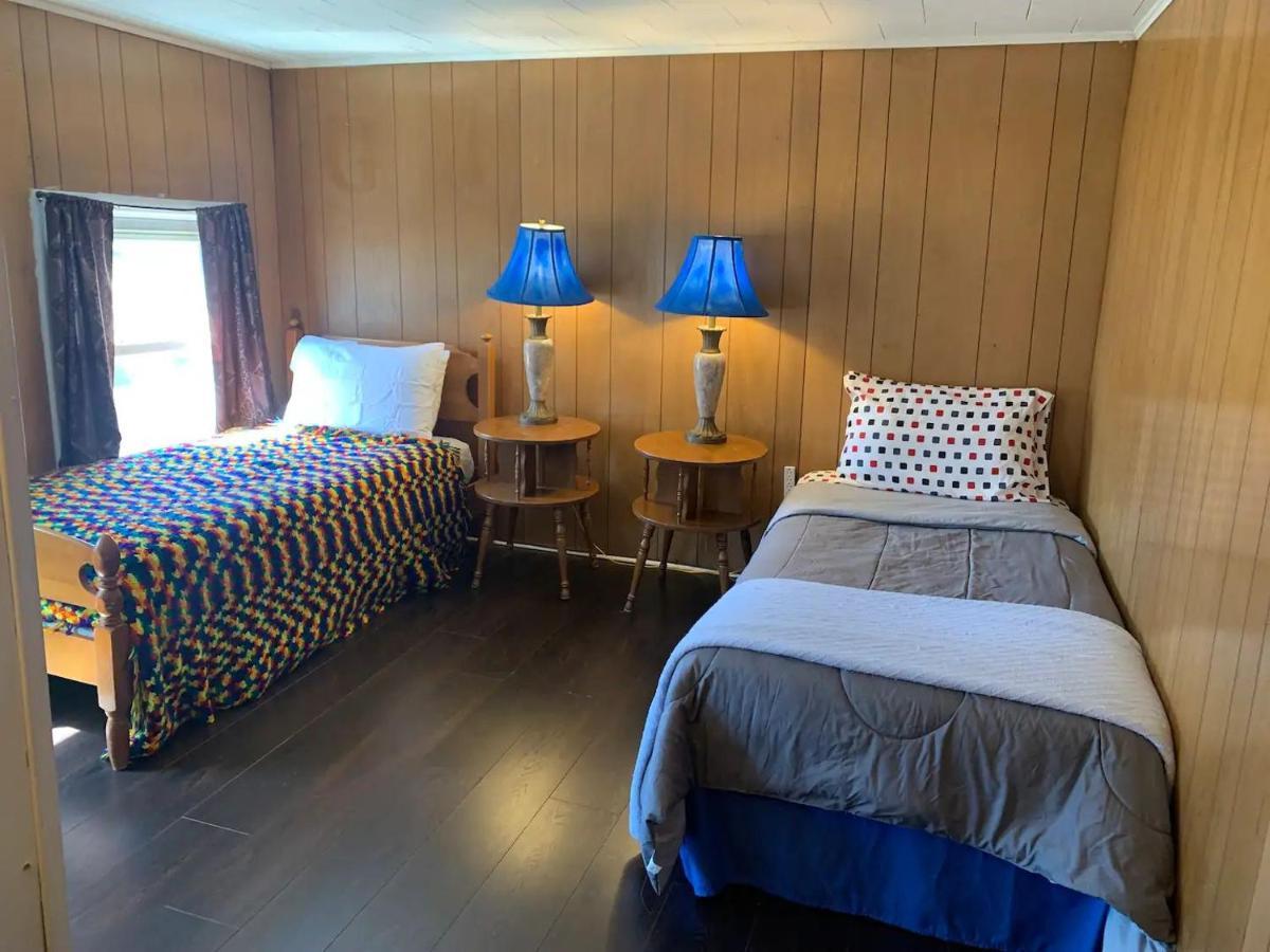The Navy Hotel Oswego Bagian luar foto