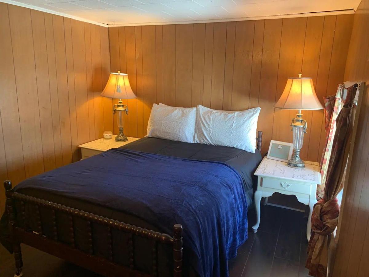 The Navy Hotel Oswego Bagian luar foto